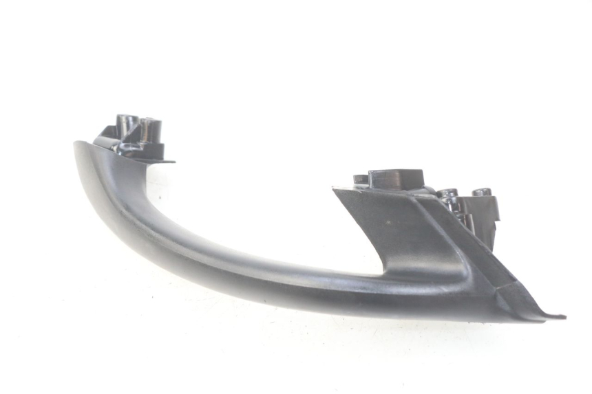 photo de POIGNEE ARRIERE DROITE PIAGGIO X9 EVOLUTION 125 (2003 - 2007) - Autre angle de vue