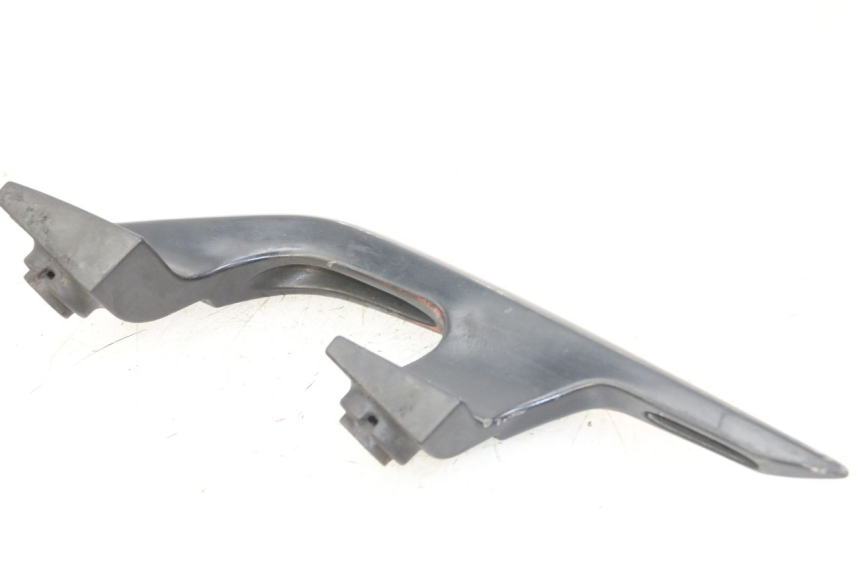 photo de POIGNEE ARRIERE DROITE  YAMAHA X-MAX XMAX ABS 250 (2010 - 2014) - Gros plan technique