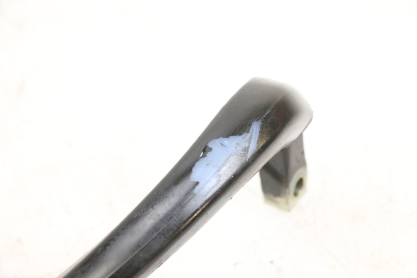 photo de POIGNEE ARRIERE DROITE  KAWASAKI ZR 7 750 (1999 - 2004) - Détail de la pièce