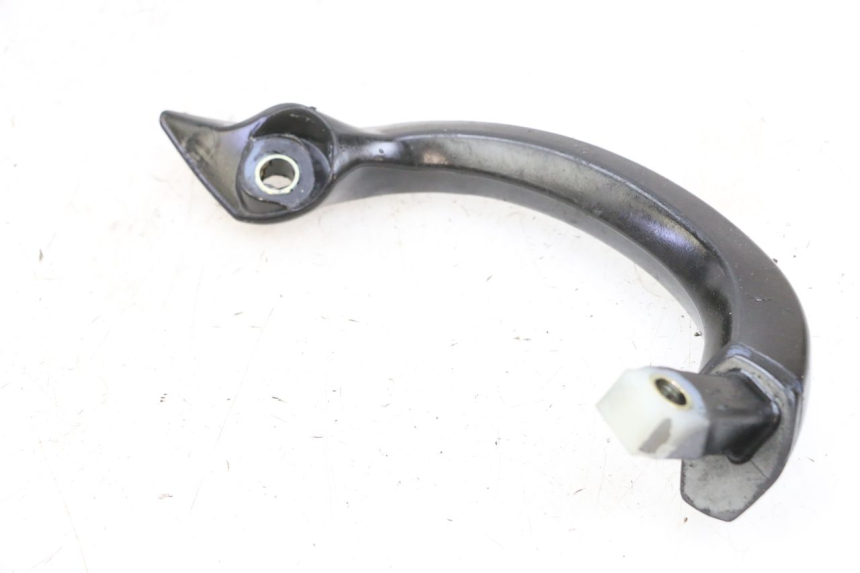 photo de POIGNEE ARRIERE DROITE  KAWASAKI ZR 7 750 (1999 - 2004) - Zoom état d’usage