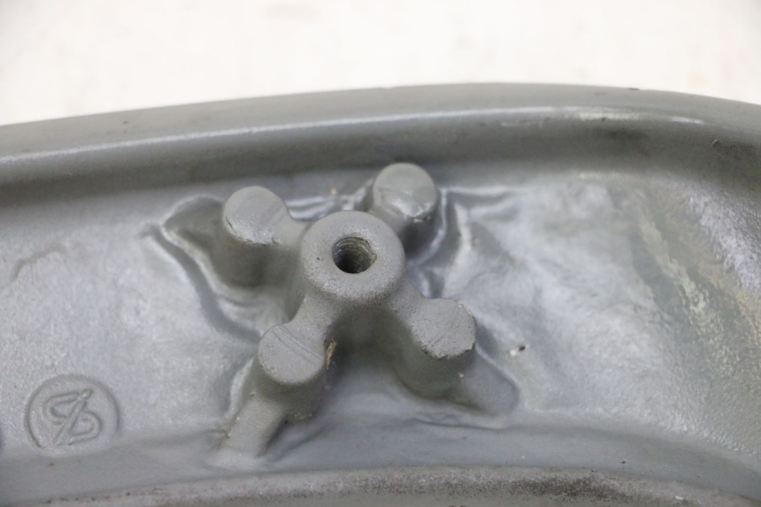 photo de POIGNEE ARRIERE PEUGEOT ELYSTAR 50 (2002 - 2014) - Gros plan technique