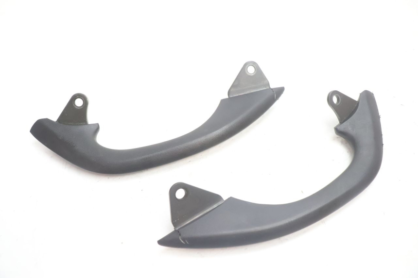 photo de POIGNEE ARRIERE KAWASAKI ER-6 ER6 N 650 (2005 - 2009) - Vue principale