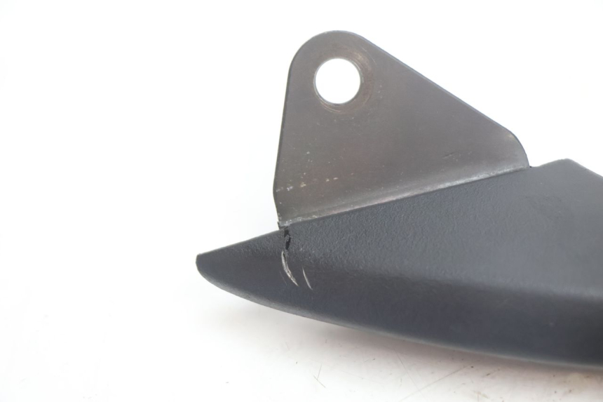 photo de POIGNEE ARRIERE KAWASAKI ER-6 ER6 N 650 (2005 - 2009) - Gros plan technique