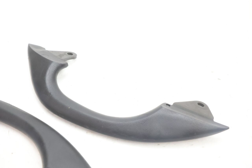 photo de POIGNEE ARRIERE KAWASAKI ER-6 ER6 N 650 (2005 - 2009) - Marquages et références
