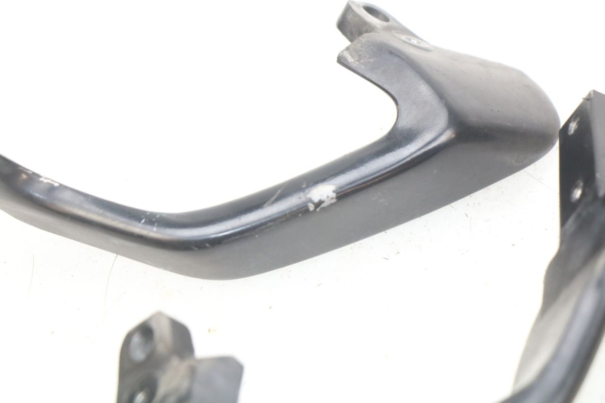 photo de POIGNEE ARRIERE YAMAHA FJ 3CX 1200 (1986 - 1996) - Autre angle de vue