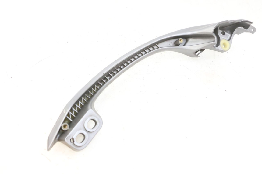 photo de POIGNEE ARRIERE GAUCHE SUZUKI BURGMAN 650 (2013 - 2020) - Vue d’ensemble