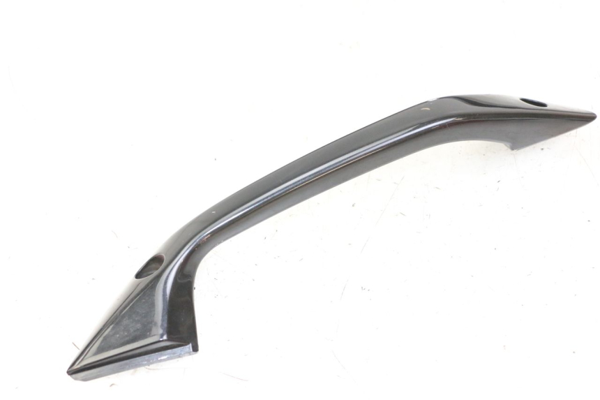 photo de POIGNEE ARRIERE GAUCHE GILERA NEXUS 300 (2008 - 2013) - Autre angle de vue