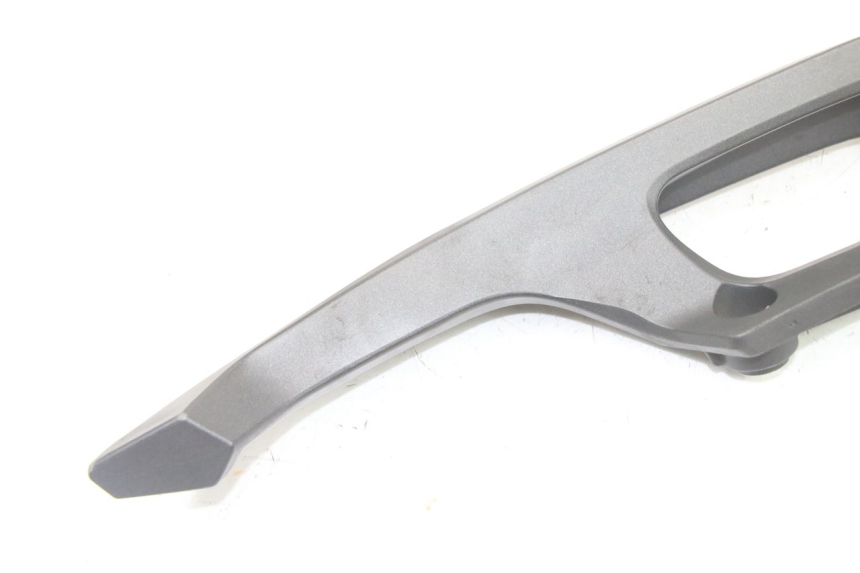 photo de POIGNEE ARRIERE GAUCHE HONDA FORZA 125 (2021 - 2025) - Gros plan technique