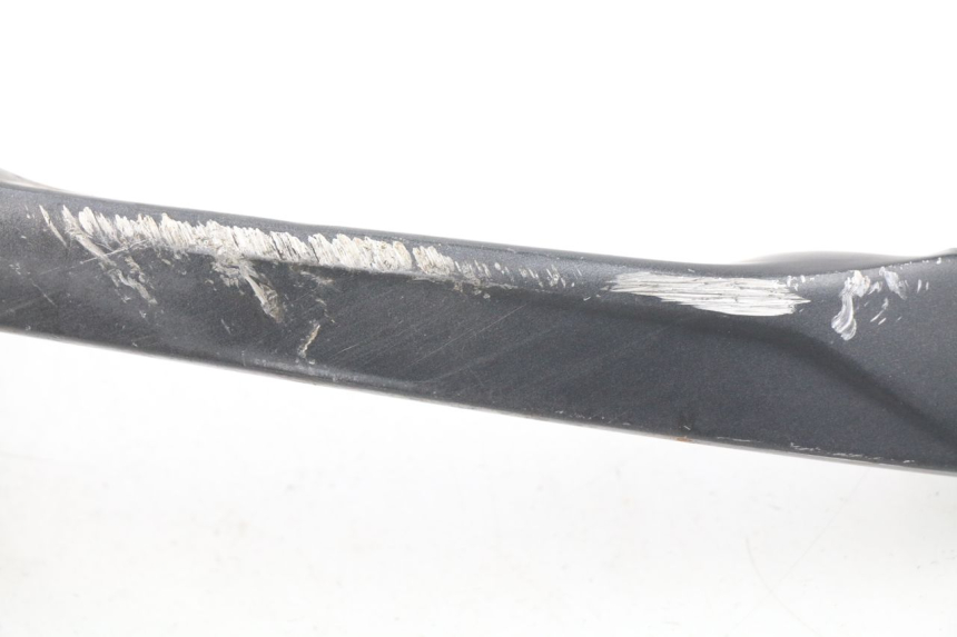 photo de POIGNEE ARRIERE GAUCHE SYM JOYMAX 250 (2013 - 2017) - Détail de la pièce