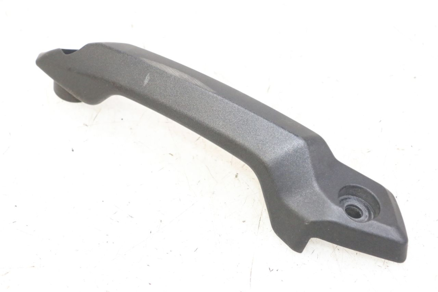 photo de POIGNEE ARRIERE GAUCHE KEEWAY K-LIGHT KLIGHT 125 (2018 - 2025) - Gros plan technique