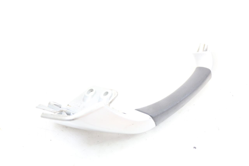 photo de POIGNEE ARRIERE GAUCHE PIAGGIO MP3 LT 400 (2007 - 2012) - Zoom état d’usage