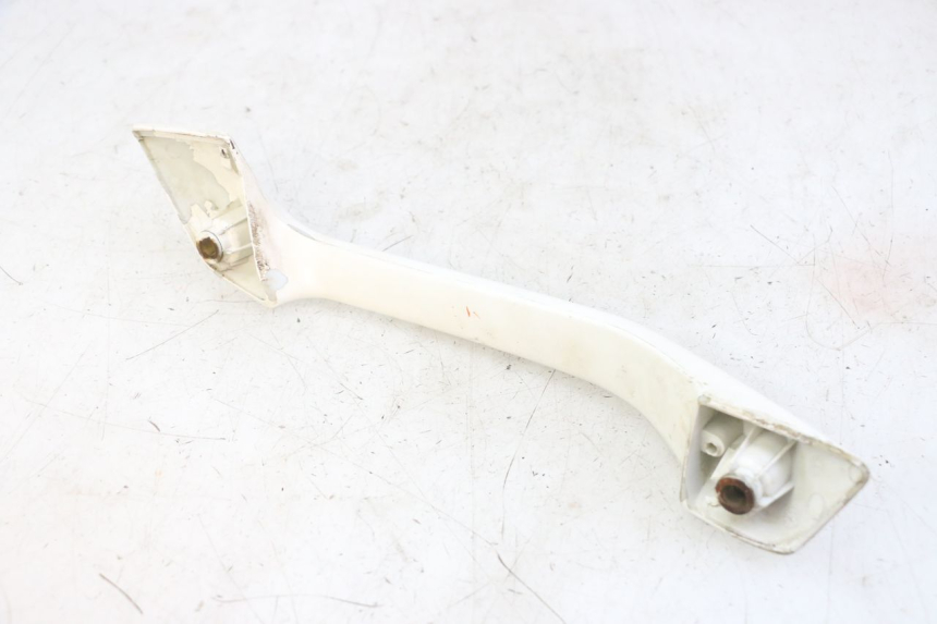 photo de POIGNEE ARRIERE GAUCHE GILERA NEXUS 125 (2009 - 2013) - Détail de la pièce