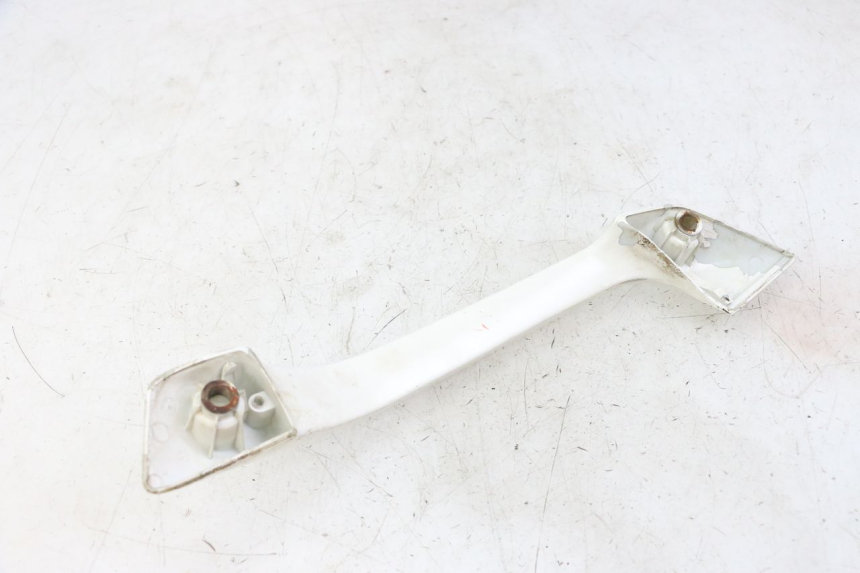 photo de POIGNEE ARRIERE GAUCHE GILERA NEXUS 125 (2009 - 2013) - Zoom état d’usage