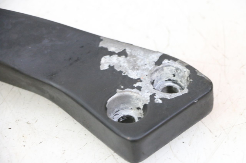 photo de POIGNEE ARRIERE GAUCHE MAG POWER R-STREET 50 (2016 - 2025) - Vue d’ensemble