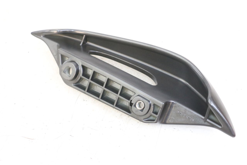 photo de POIGNEE ARRIERE GAUCHE SUZUKI BURGMAN 125 (2018 - 2021) - Autre angle de vue