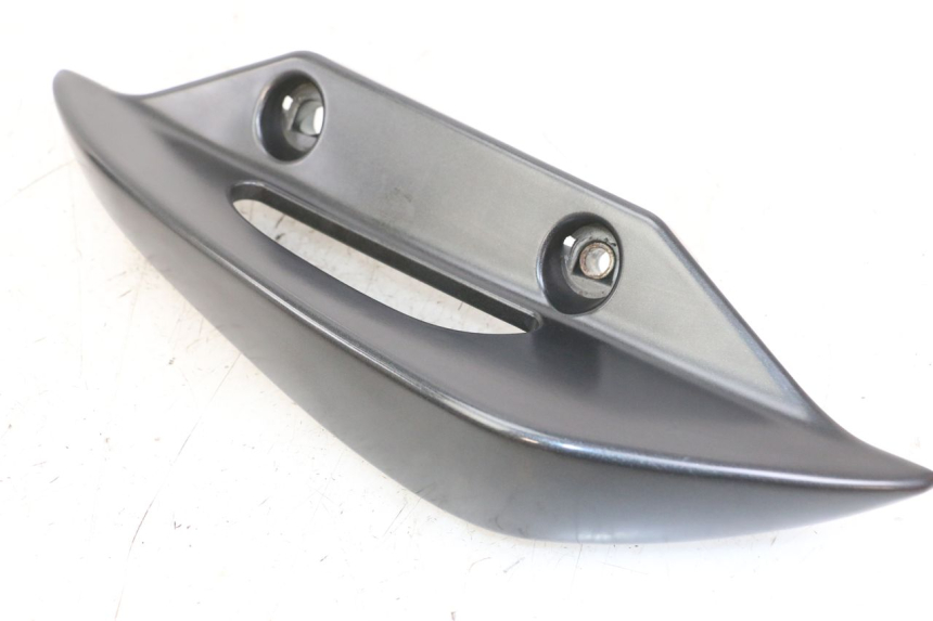 photo de POIGNEE ARRIERE GAUCHE SUZUKI BURGMAN 125 (2018 - 2021) - Vue d’ensemble