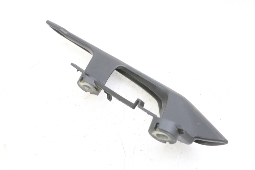 photo de POIGNEE ARRIERE GAUCHE YAMAHA TRICITY 300 (2020 - 2024) - État de surface