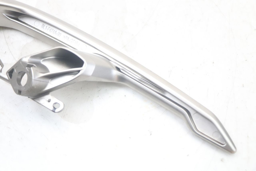 photo de POIGNEE ARRIERE GAUCHE YAMAHA XMAX X-MAX ABS 125 (2017 - 2020) - Points de fixation