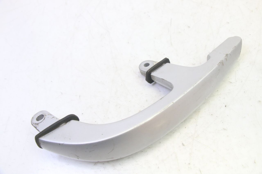 photo de POIGNEE ARRIERE GAUCHE YAMAHA X-MAX XMAX 250 (2006 - 2009) - Autre angle de vue