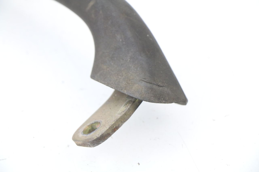 photo de POIGNEE ARRIERE GAUCHE YAMAHA XJN XJ N DIVERSION 600 (1994 - 1997) - Gros plan technique