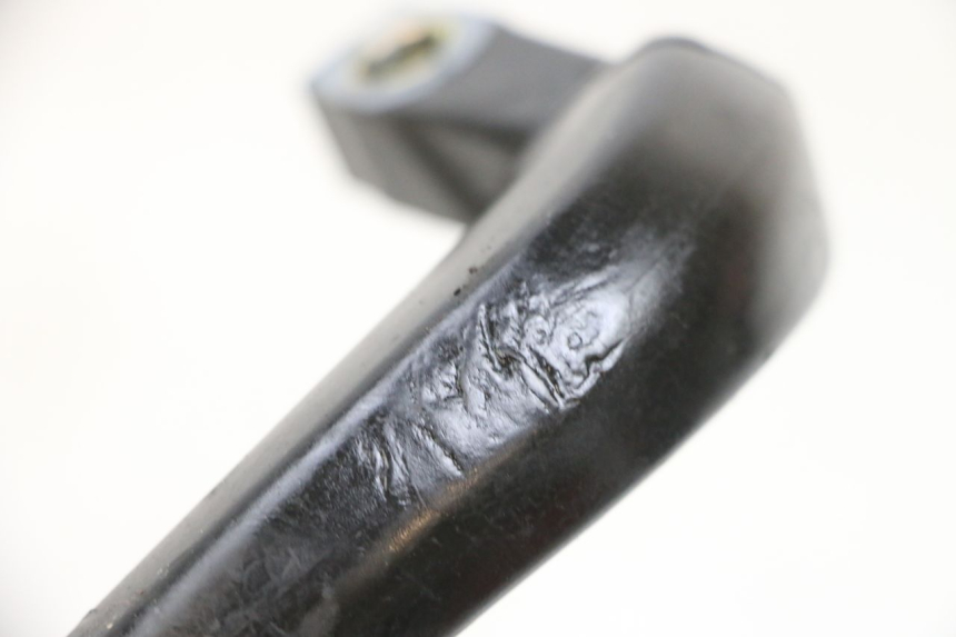 photo de POIGNEE ARRIERE GAUCHE KAWASAKI ZR 7 750 (1999 - 2004) - Zoom état d’usage