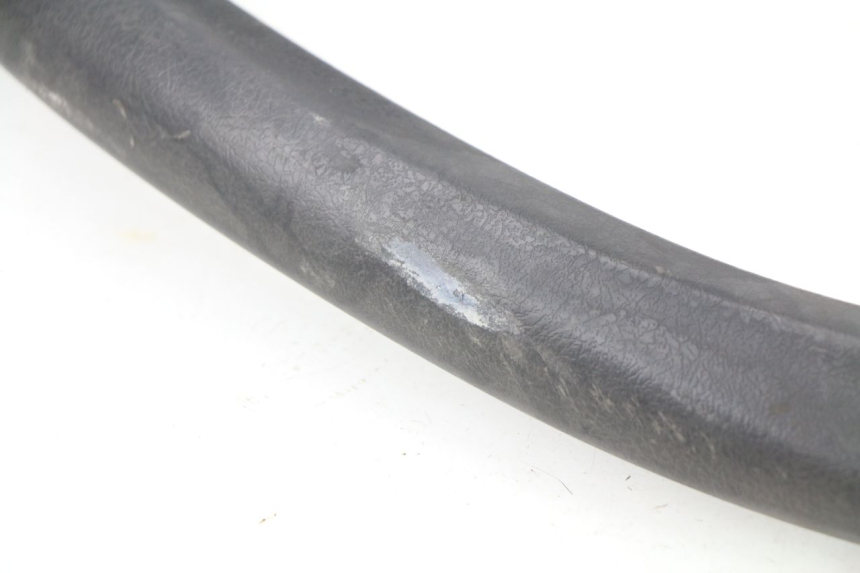 photo de POIGNEE ARRIERE KYMCO GRAND DINK 250 (2002 - 2007) - Gros plan technique