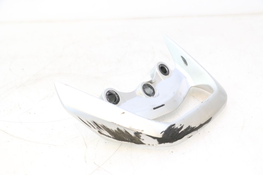 photo de POIGNEE ARRIERE SUZUKI GSR 600 (2005 - 2012) - Gros plan technique