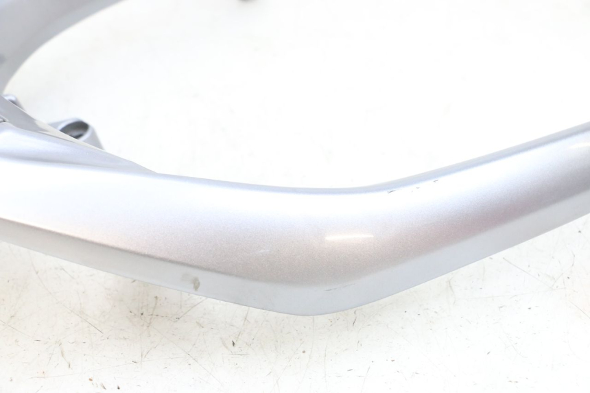 photo de POIGNEE ARRIERE SYM GTS EVO 125 (2009 - 2013) - Zoom composants