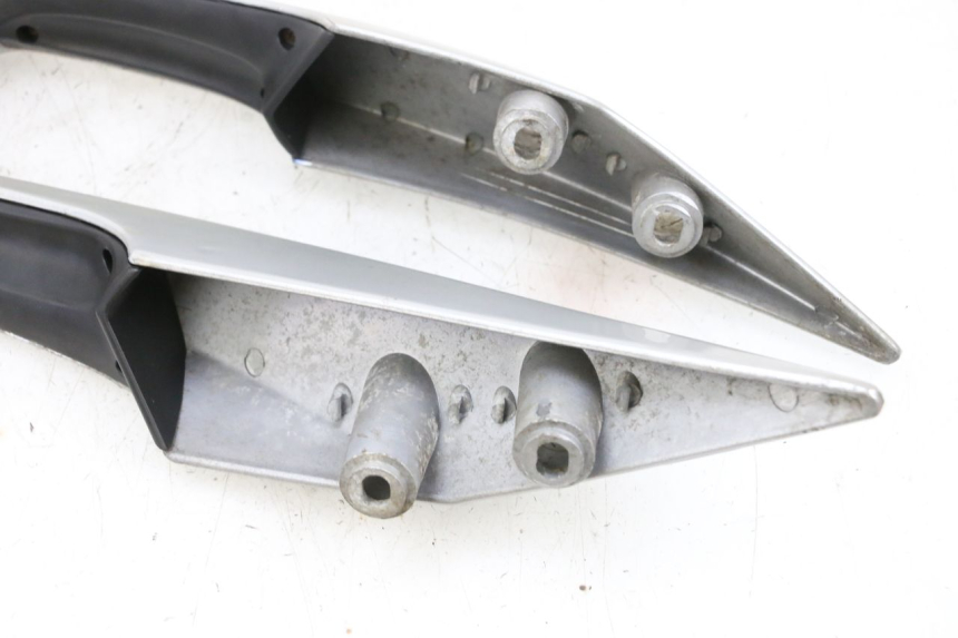 photo de POIGNEE ARRIERE JM MOTORS GTS 125 (2015 - 2019) - Zoom état d’usage