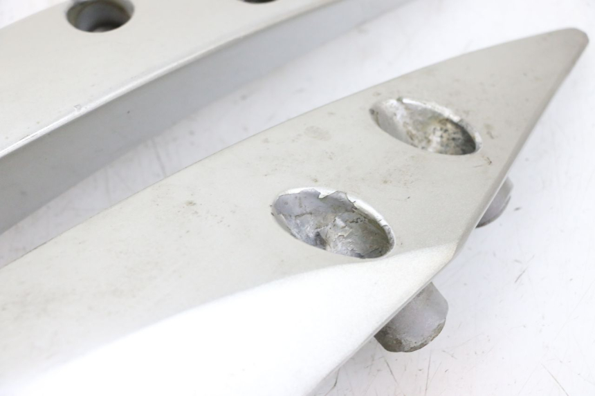 photo de POIGNEE ARRIERE JM MOTORS GTS 125 (2015 - 2019) - Points de fixation