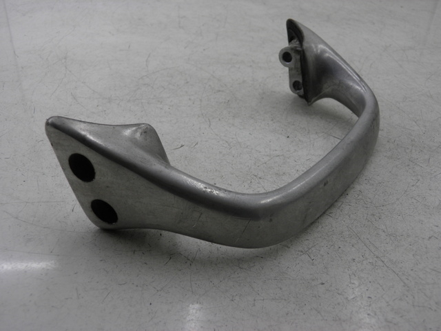 photo de POIGNEE ARRIERE HONDA CB SEVEN FITTY 750 (1992 - 2003) - Autre angle de vue