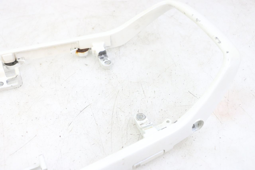 photo de POIGNEE ARRIERE HONDA CBR F 1000 (1993 - 1996) - Points de fixation