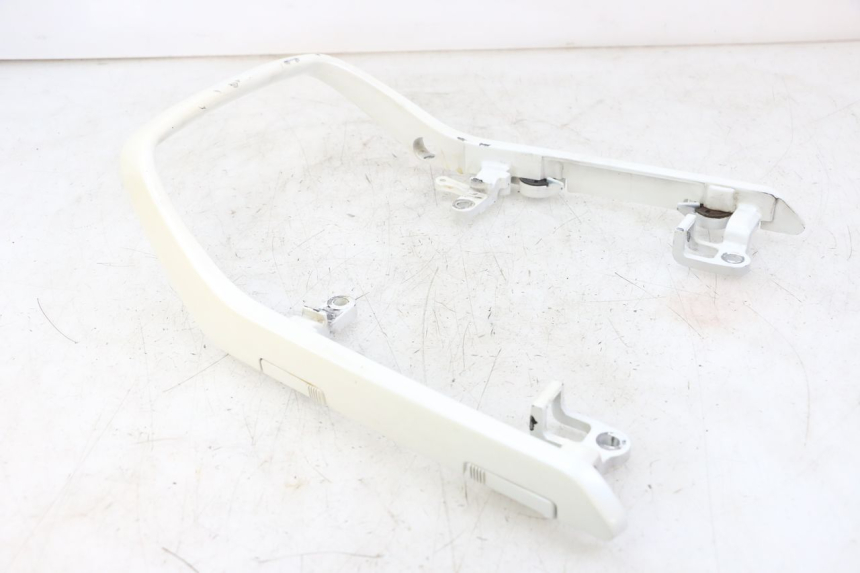 photo de POIGNEE ARRIERE HONDA CBR F 1000 (1993 - 1996) - Pièce contrôlée