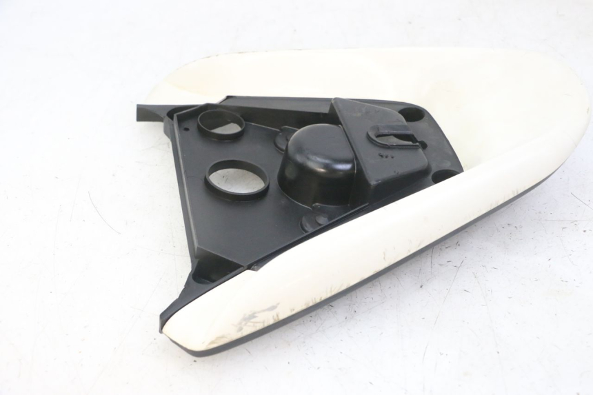 photo de POIGNEE ARRIERE YAMAHA JOG R 50 (2004 - 2014) - État de surface