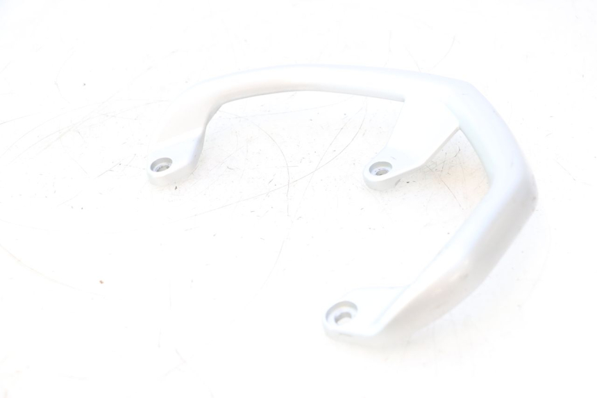 photo de POIGNEE ARRIERE PEUGEOT KISBEE 2T 50 (2018 - 2022) - Autre angle de vue