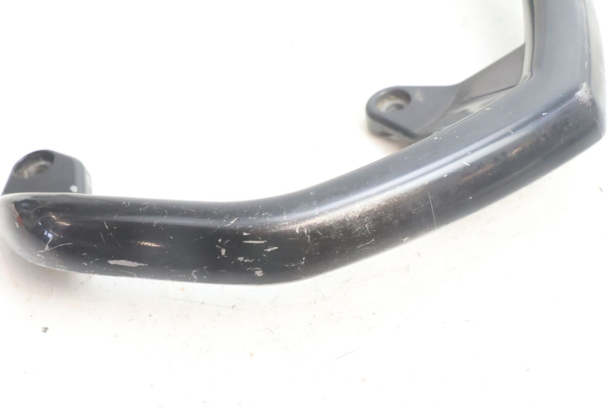 photo de POIGNEE ARRIERE PEUGEOT KISBEE 2T 50 (2010 - 2017) - Détail de la pièce