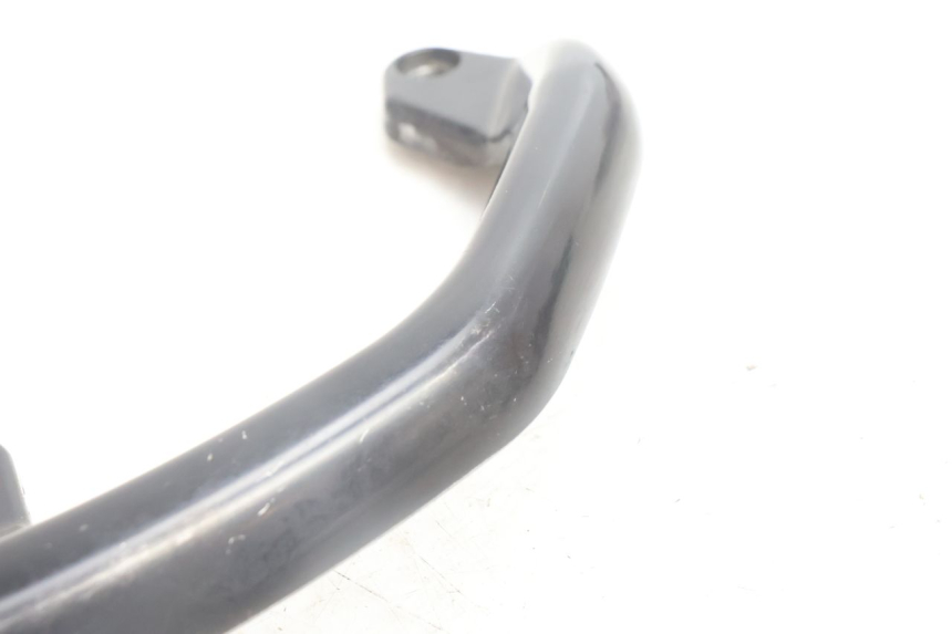 photo de POIGNEE ARRIERE PEUGEOT KISBEE 2T 50 (2010 - 2017) - Autre angle de vue