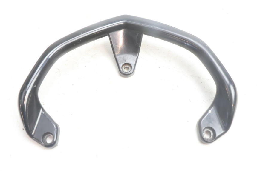 photo de POIGNEE ARRIERE PEUGEOT KISBEE 2T 50 (2010 - 2017) - Gros plan technique