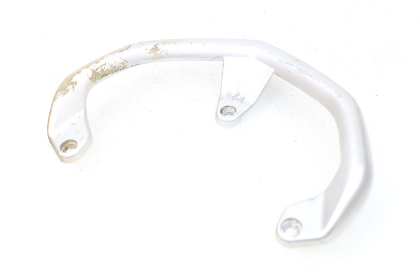 photo de POIGNEE ARRIERE PEUGEOT KISBEE 4T 50 (2010 - 2017) - Autre angle de vue