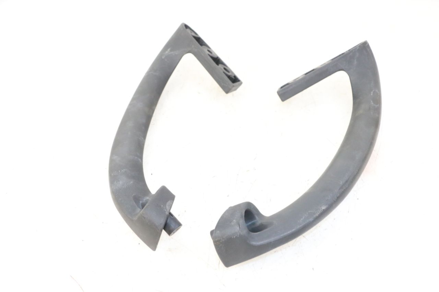 photo de POIGNEE ARRIERE KYMCO GRAND DINK 125 (2008 - 2014) - Zoom état d’usage