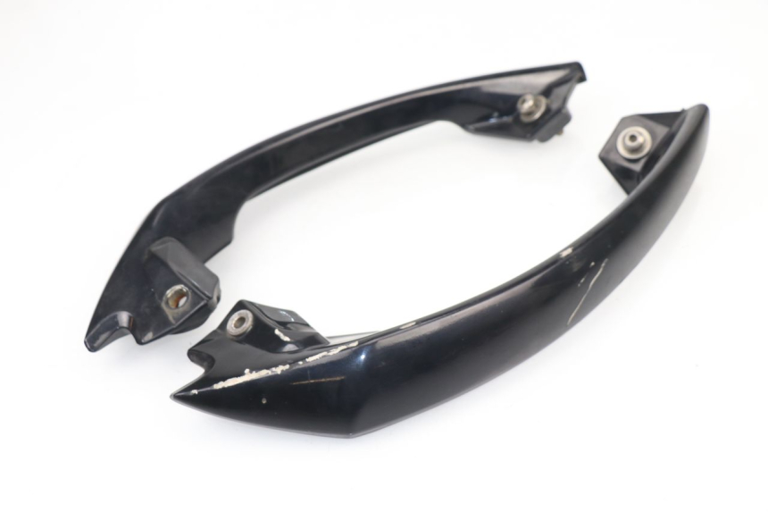 photo de POIGNEE ARRIERE SYM MAXSYM I 400 (2011 - 2016) - Gros plan technique