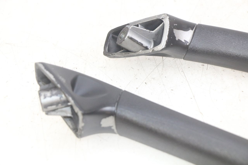 photo de POIGNEE ARRIERE PIAGGIO MP3 LT 400 (2007 - 2012) - Zoom état d’usage