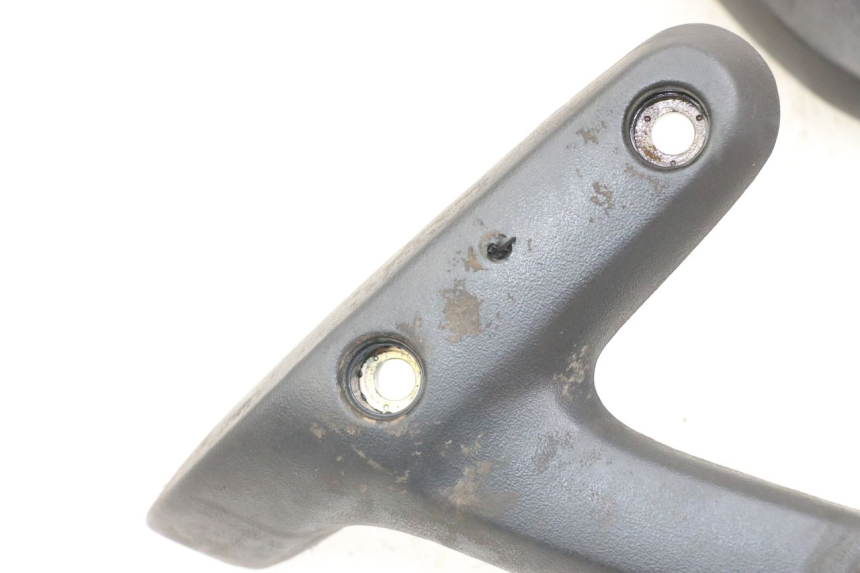 photo de POIGNEE ARRIERE HONDA NTV DEAUVILLE 650 (1998 - 2001) - Gros plan technique