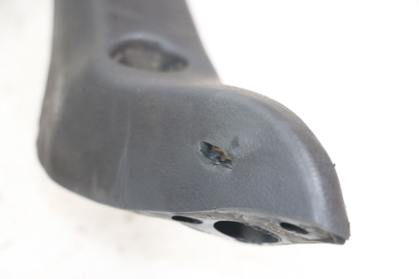 photo de POIGNEE ARRIERE HONDA NTV DEAUVILLE 650 (1998 - 2001) - État de surface