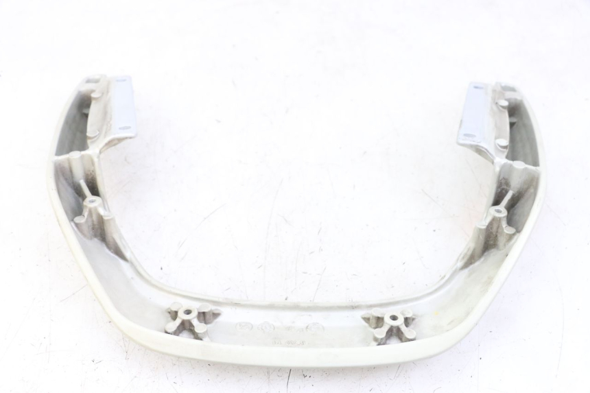 photo de POIGNEE ARRIERE PEUGEOT ELYSTAR 125 (2002 - 2007) - Gros plan technique