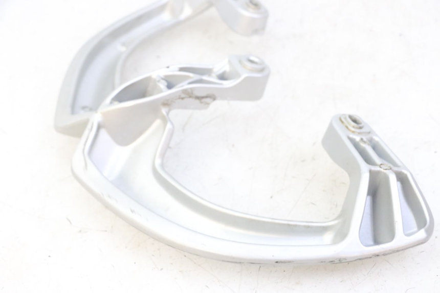 photo de POIGNEE ARRIERE PEUGEOT VIVACITY 125 (2010 - 2017) - Détail de la pièce