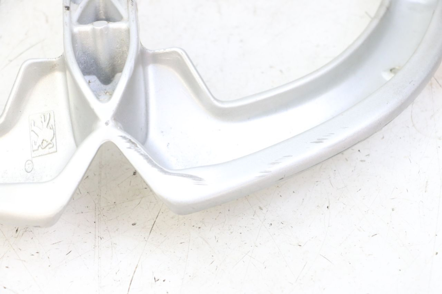 photo de POIGNEE ARRIERE PEUGEOT VIVACITY 125 (2010 - 2017) - Autre angle de vue