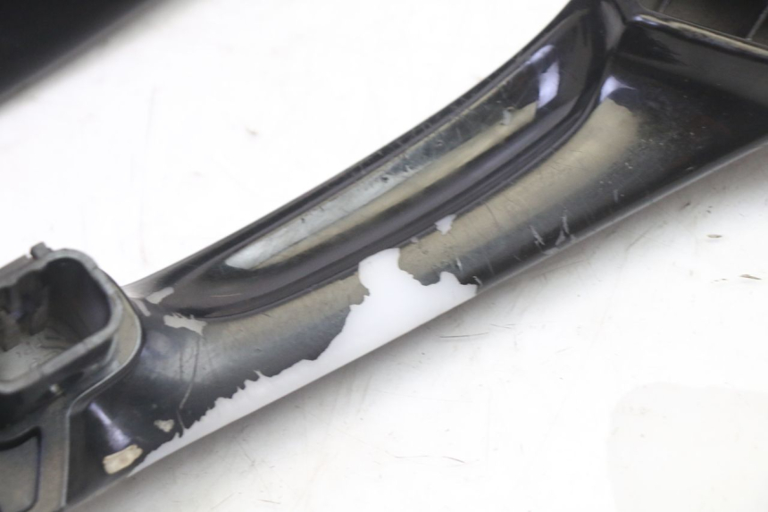 photo de POIGNEE ARRIERE PEUGEOT SATELIS 125 (2013 - 2018) - Pièce contrôlée