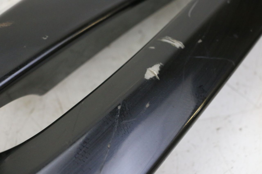 photo de POIGNEE ARRIERE PEUGEOT SATELIS 125 (2010 - 2012) - Vue d’ensemble