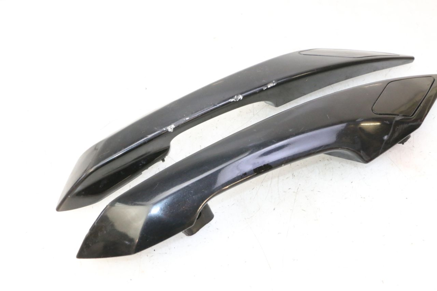 photo de POIGNEE ARRIERE PEUGEOT SATELIS 125 (2013 - 2018) - Pièce contrôlée